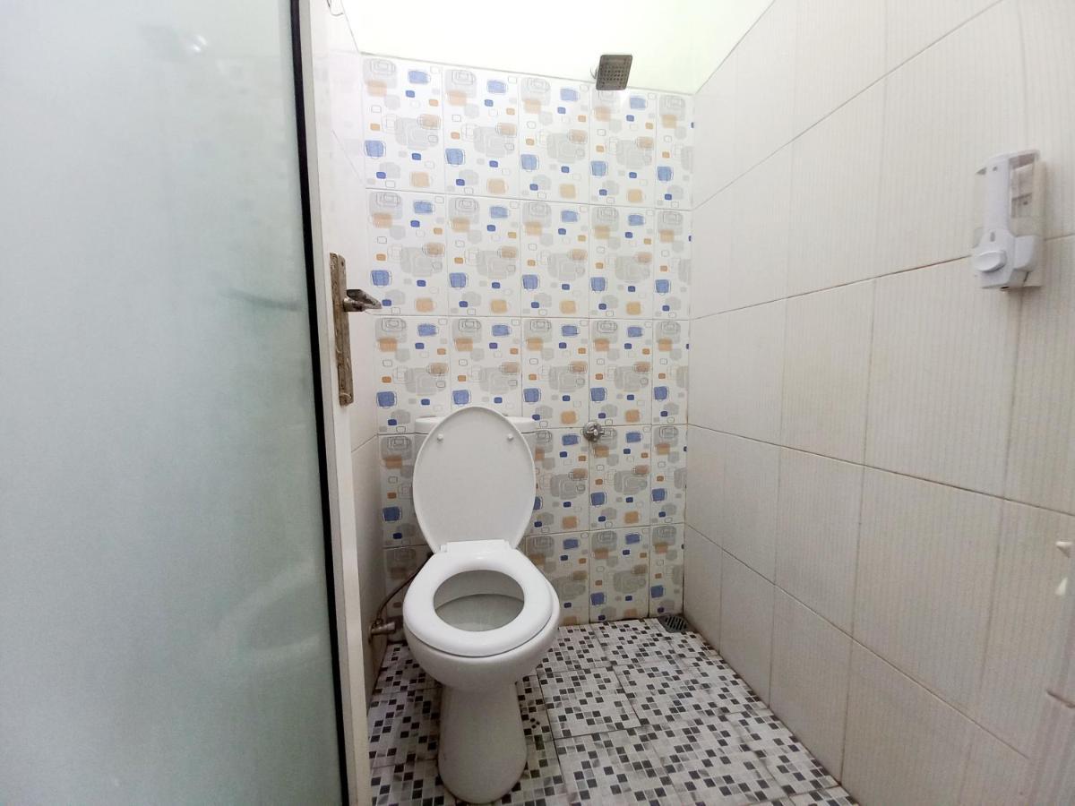 Harmony House Syariah Near Alun Alun Pati Mitra Reddoorz酒店 外观 照片